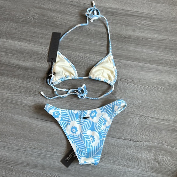 Arizona wild  String top with cheeky bottom set. - Picture 9 of 13